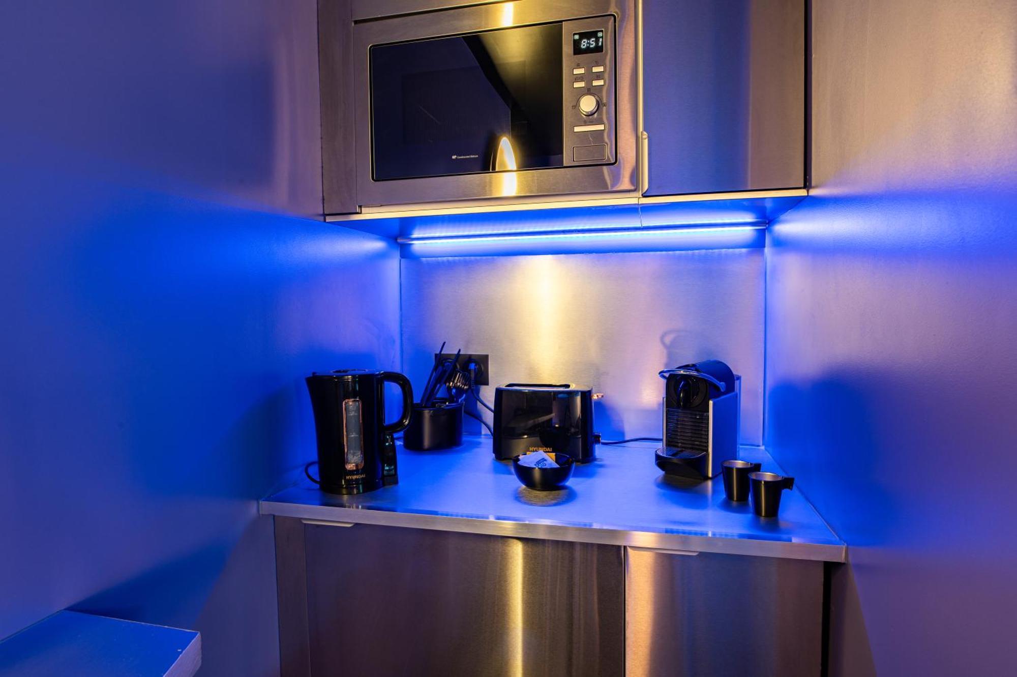 L'eclipsina - Insolite Dans Un Univers Futuriste Apartment